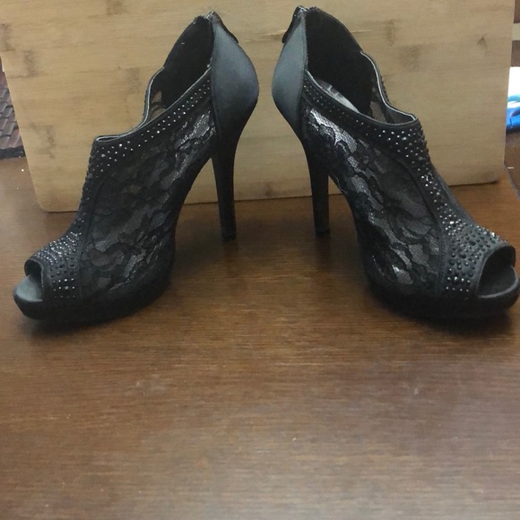 Black lace open toe Heels Rhinestone stilettos - Picture 4 of 8